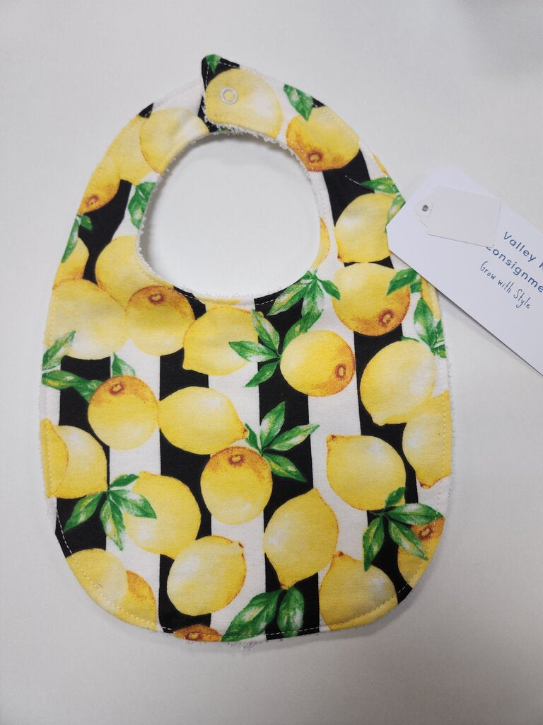 BABY BIB with LEMONS