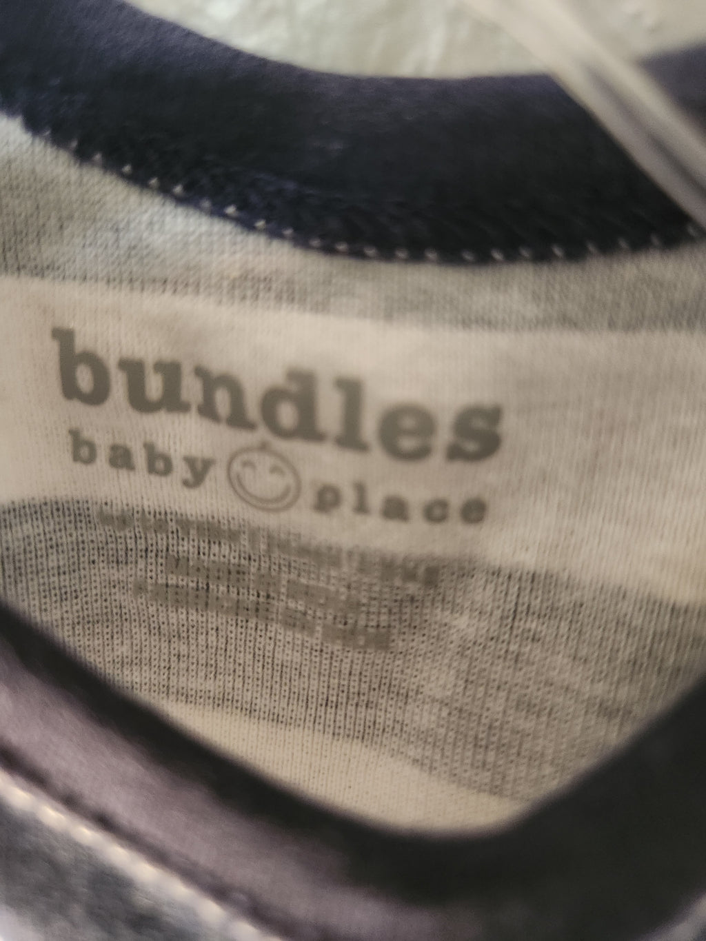 * Bundles by Baby Place Navy & White Striped Onesie, size Newborn