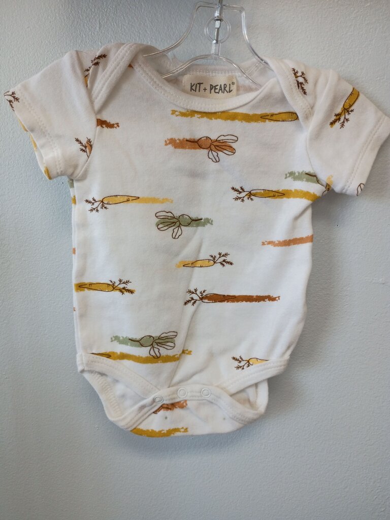 Kit + Pearl Baby Bodysuit with Carrot Print