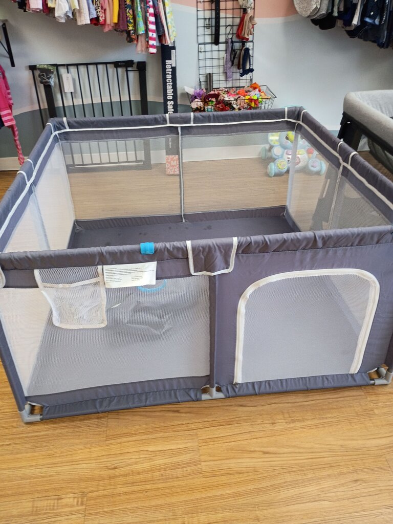 Portable Playard for Infants and Toddlers