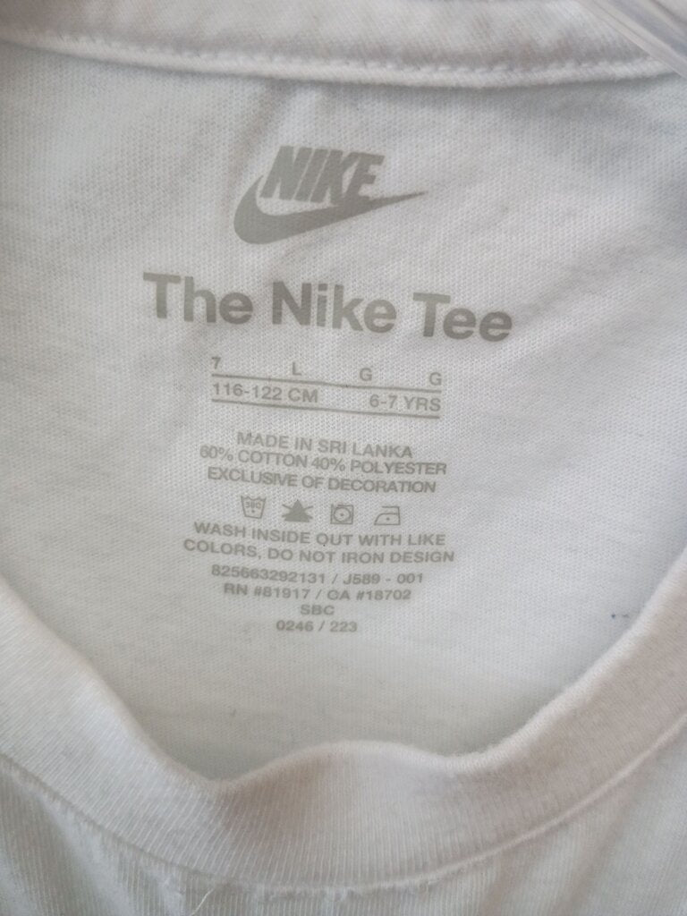 Nike Youth Graphic Tee