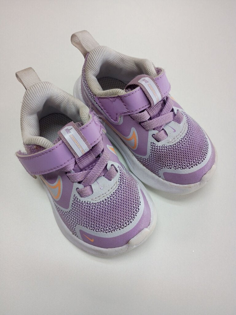 Nike Little Girls' Purple Running Shoes