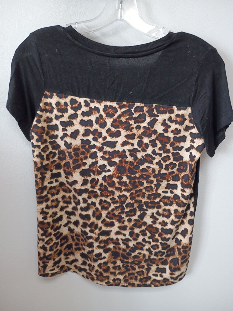 Black and Leopard Print Short Sleeve Top