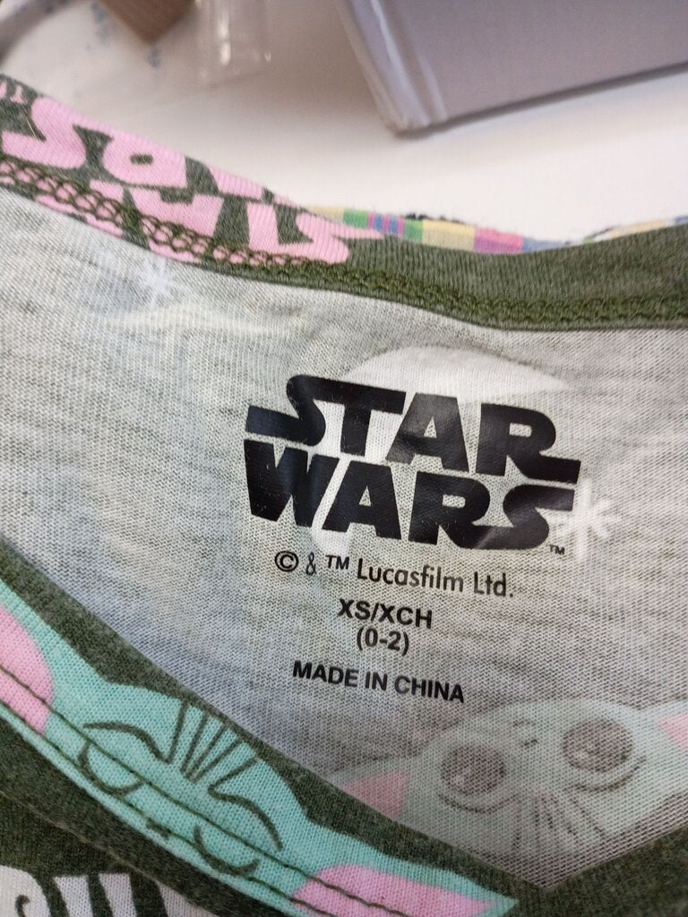 Star Wars Baby Yoda Graphic Tee