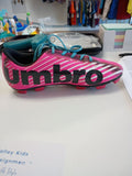 Umbro Pink Soccer Cleats