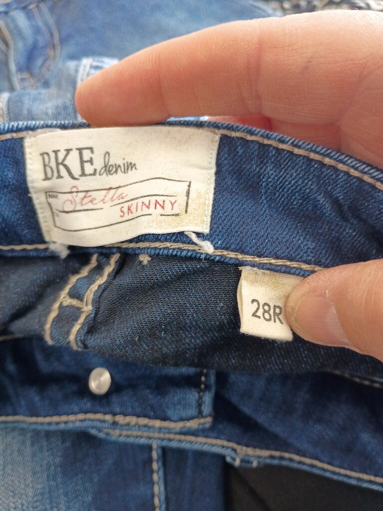 BKE Stella Skinny Jeans