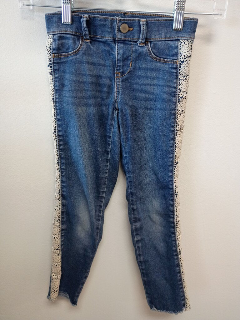 Wonder Nation Girls' Jegging with Lace Detail