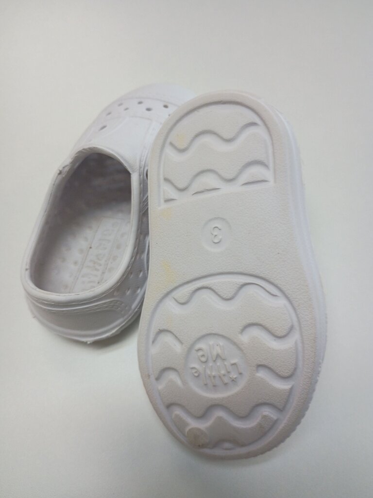 * Little Me White Slip-On Kids Shoes, size 3C