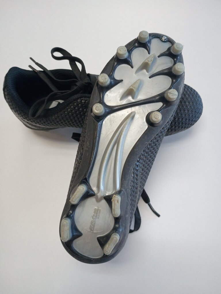 Brava Soccer Cleats