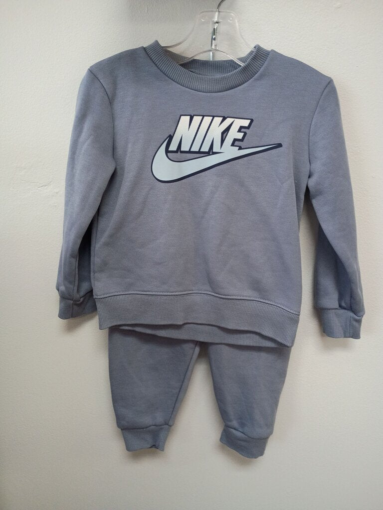 Nike Little Boys' Sweatshirt and Pants Set