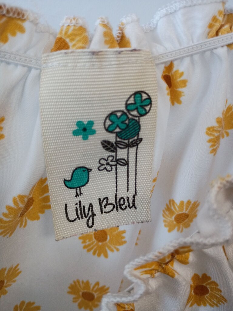 Lily Bleu Floral Pattern Top